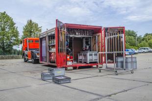 Container om pakken te ontsmetten